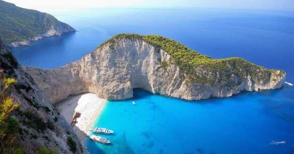 Shipwreck Cruise